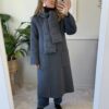 Cappotto oversize con sciarpa e cappuccio Vicolo 665