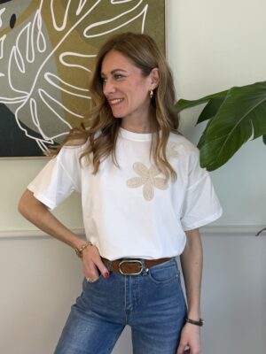 T-shirt fiori macramè 823