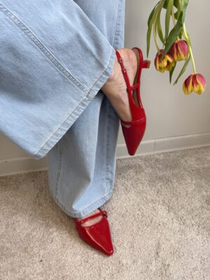 Sling back in vernire rossa