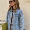 Giubbino di Jeans over con maniche ricamate