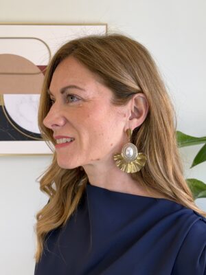 Maxi orecchini perla e ginkgo biloba oro.