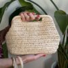 Pochette in rafia con maniglia