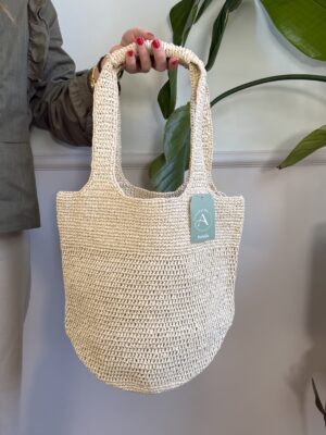 Borsa a spalla in rafia chiara
