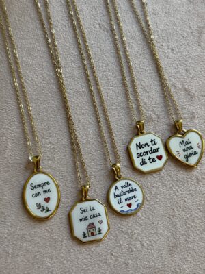 Collana ciondolo scritta