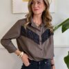 Camicia verde militare con frange nere SusyMix 152